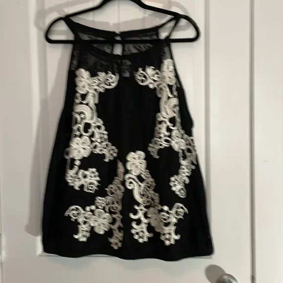 Top - Picture 1 of 3